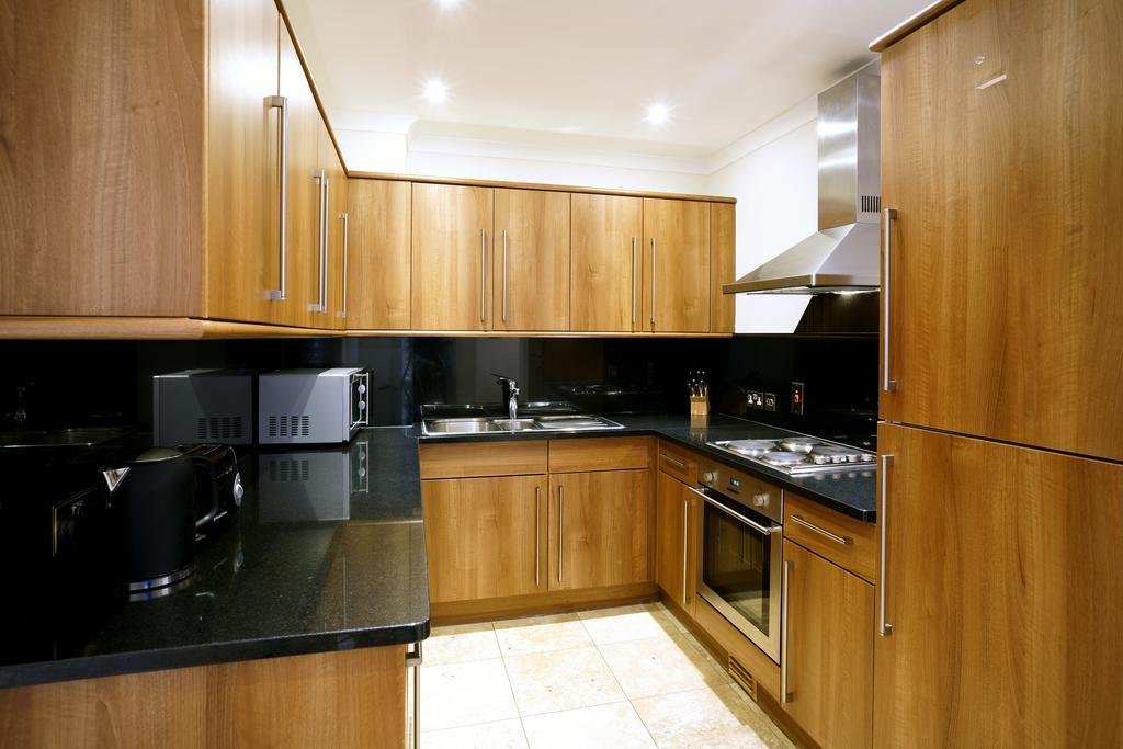 Queensgate Court Londra Dış mekan fotoğraf